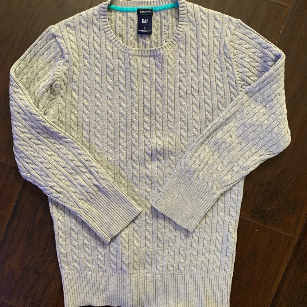 Gap Gray Cable Sweater